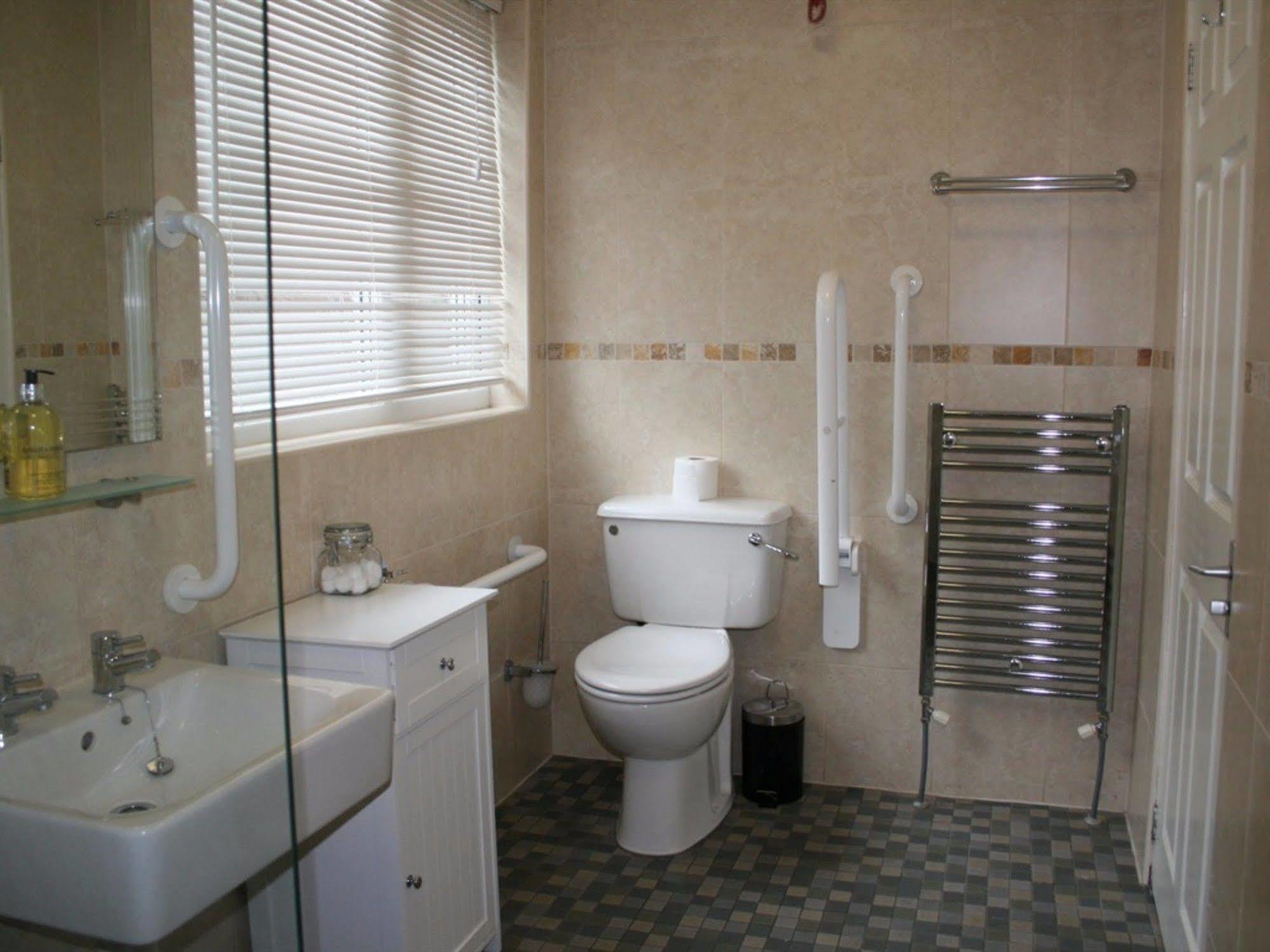 The Manor Guest House Йорк Экстерьер фото