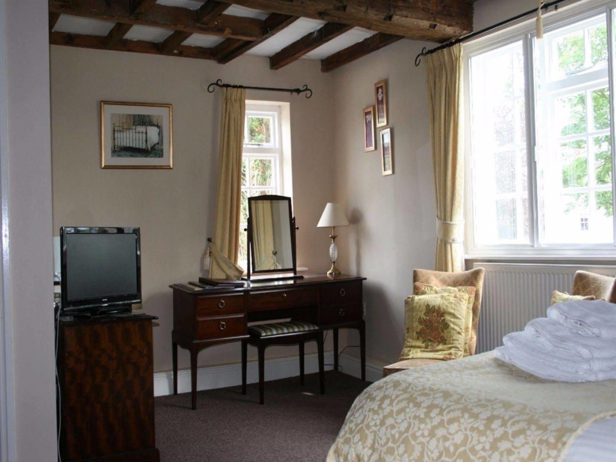 The Manor Guest House Йорк Экстерьер фото